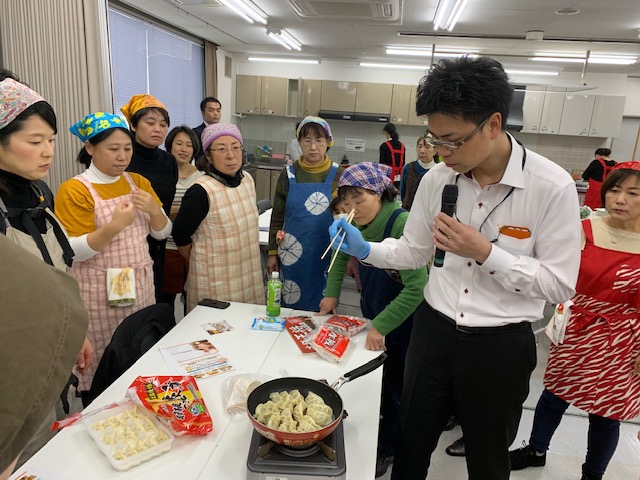 12 19 福井 大阪王将さんから学ぶ美味しい餃子の焼き方講座 福井県民生活協同組合