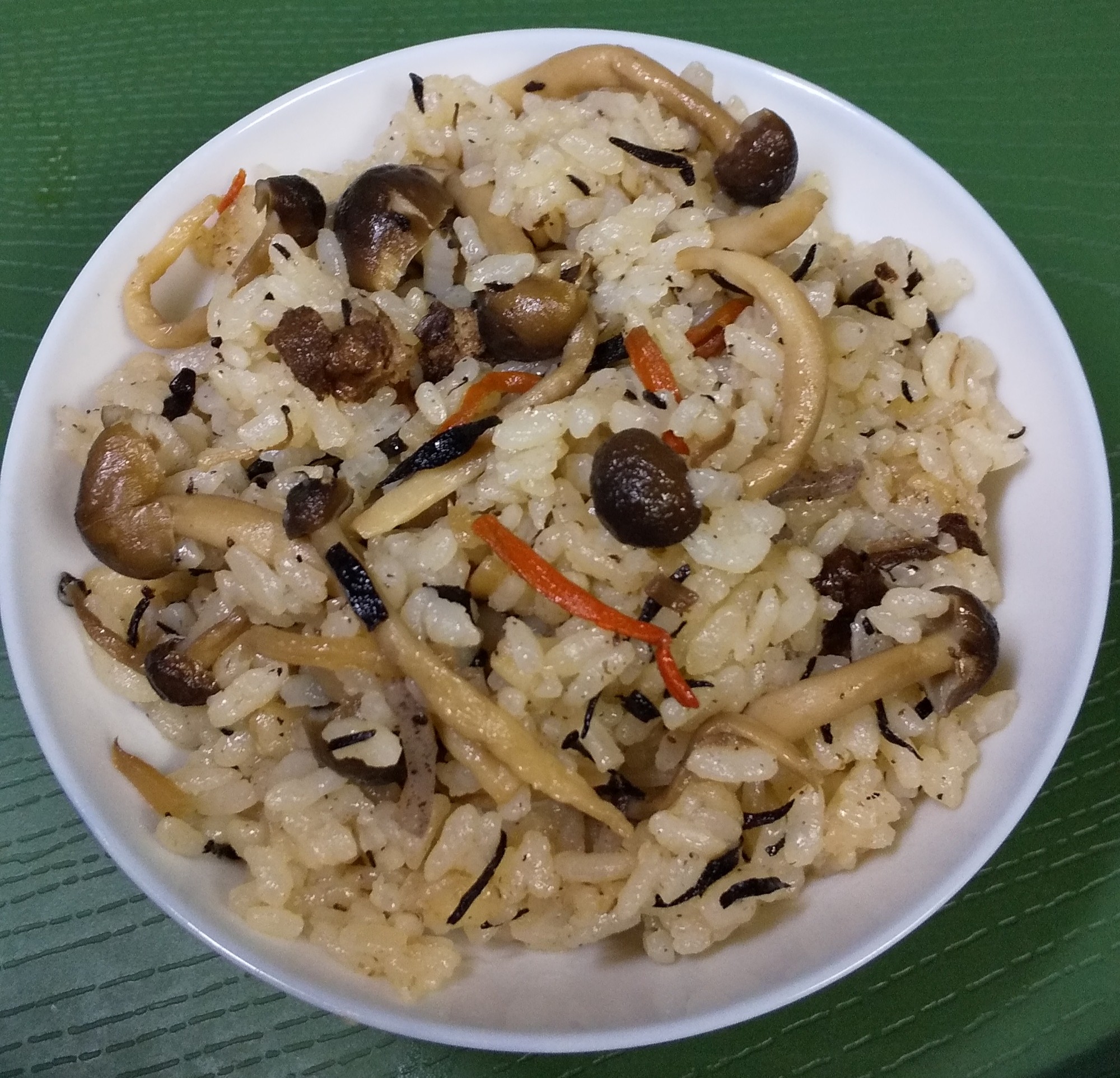 しめじひじき五目ご飯♪ | コープでPHOTO
