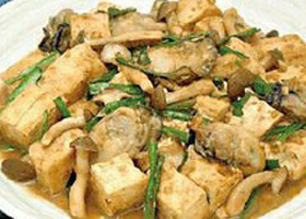 牡蠣と豆腐のみそ炒め
