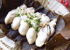 牡蠣の昆布酒蒸し