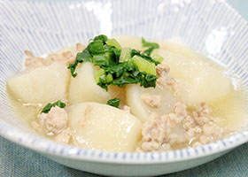 こかぶの鶏ひき肉あんかけ